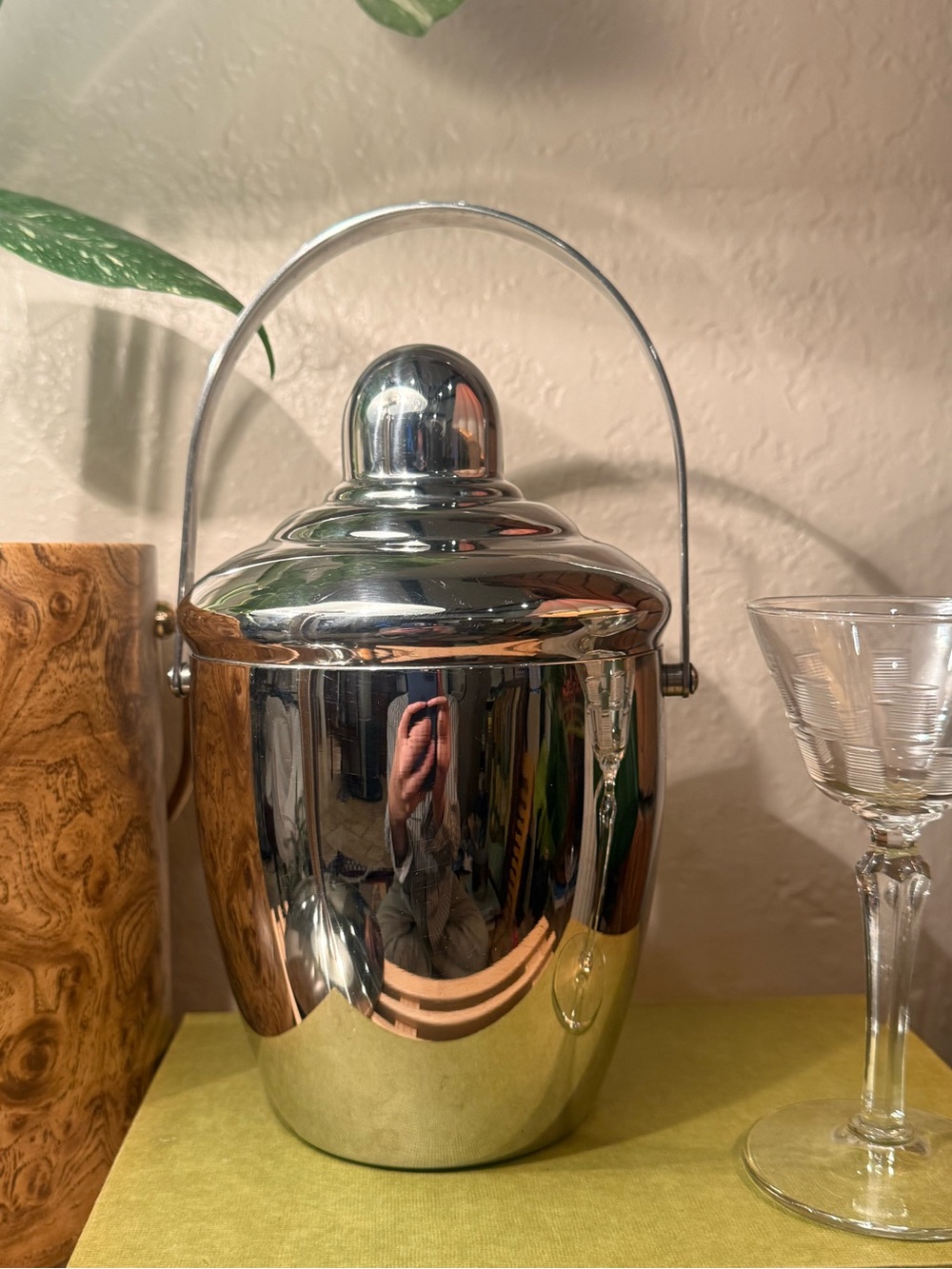 Oneida Stainless Steel Ice Bucket with Swing Handle